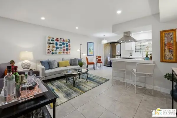 5300 E Waverly Drive #I - 4, Palm Springs, CA 92264