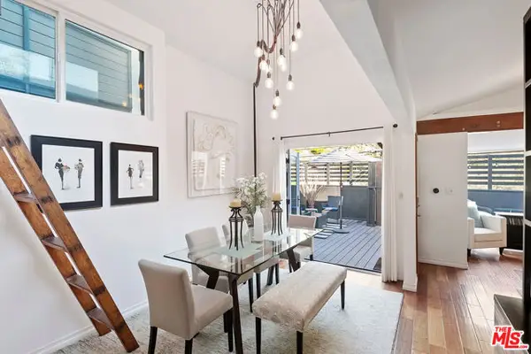 1653 N Beverly Glen Boulevard, Los Angeles, CA 90077