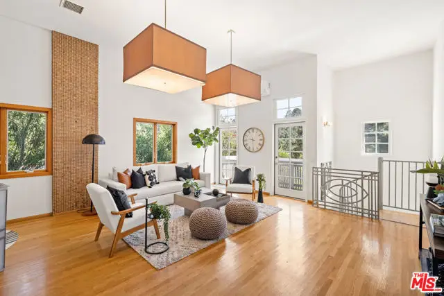 8781 Lookout Mountain Avenue, Los Angeles, CA 90046 - #1