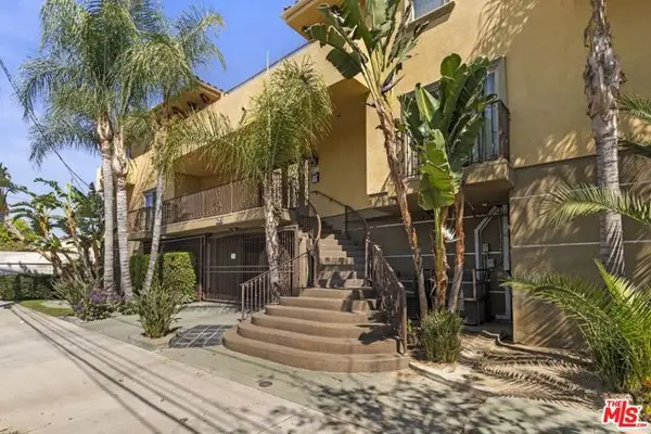 7348 De Soto Avenue #108, Canoga Park (los Angeles), CA 91303