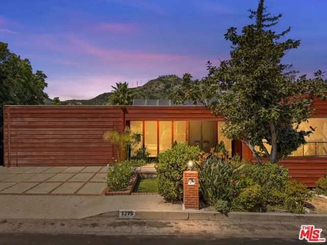 3275 Buckingham Road, Glendale, CA 91206 - #2