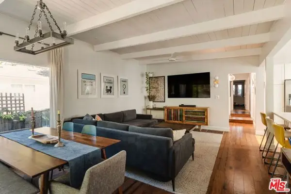 8404 Kirkwood Drive, Los Angeles, CA 90046