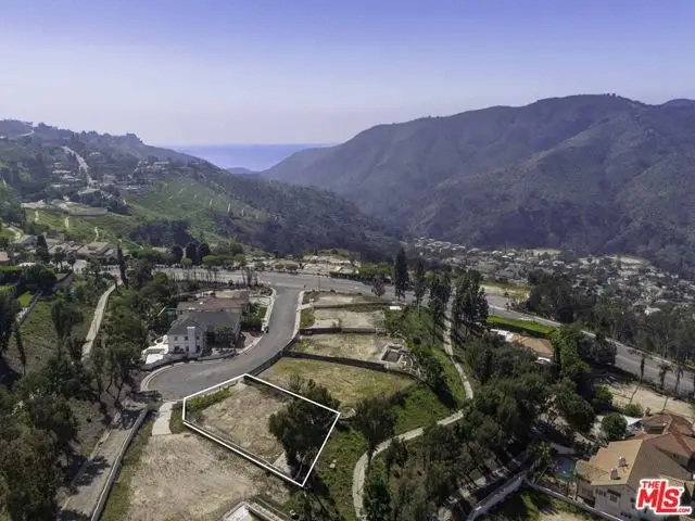 1433 El Bosque Court, Pacific Palisades, CA 90272 - #1