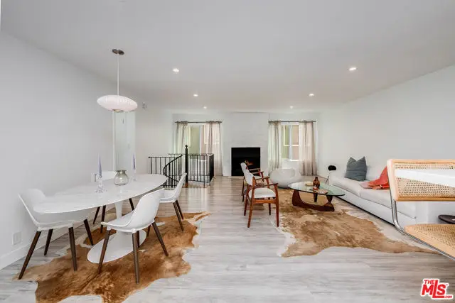 16 Quarterdeck Street #102, Marina Del Rey, CA 90292 - #2