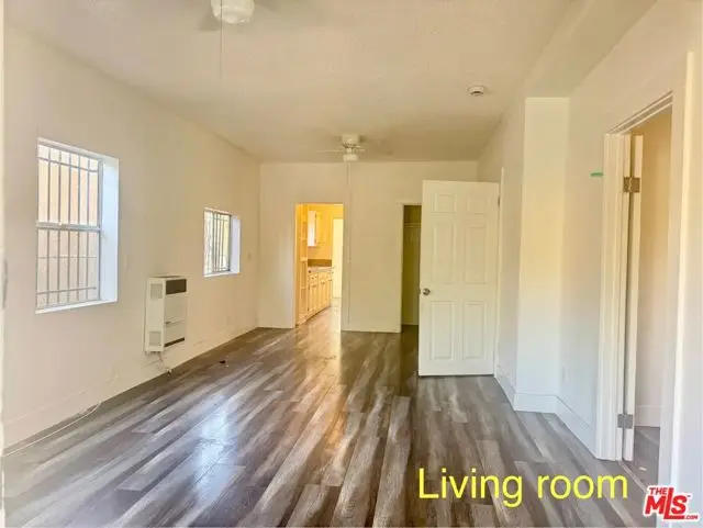 204 W 52nd Place, Los Angeles, CA 90037 - #3