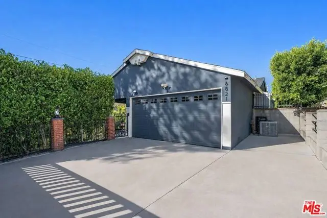 6821 Babcock Avenue, North Hollywood, CA 91605 - #3