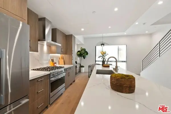 3803 S Verona Court, Los Angeles, CA 90066