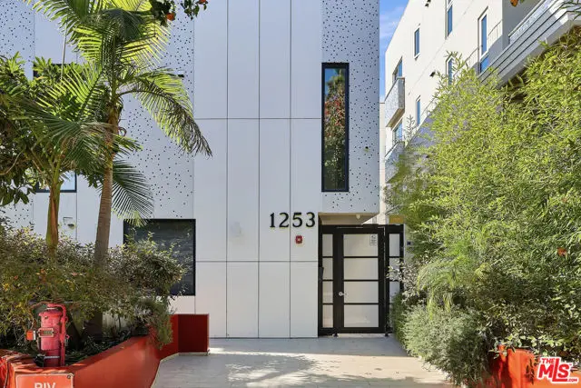 1253 N Sweetzer Avenue #7, West Hollywood, CA 90069 - #3