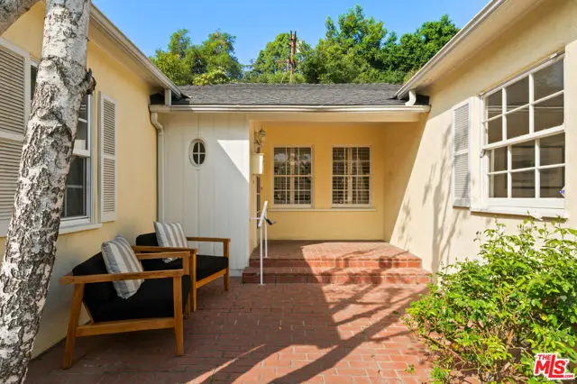 12166 Laurel Terrace Drive, Studio City, CA 91604 - #2