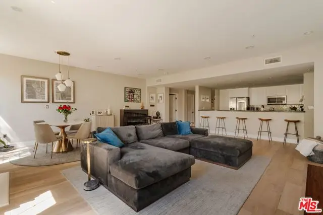 10648 Woodbridge Street #106, North Hollywood, CA 91602 - #1