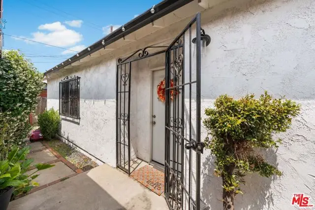 11477 Amboy Avenue, San Fernando, CA 91340 - #2