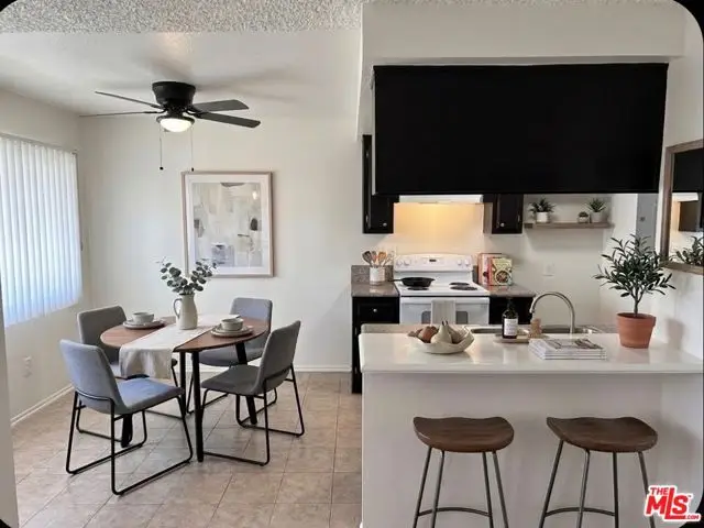 8649 Sunland Boulevard #21, Sun Valley, CA 91352 - #2