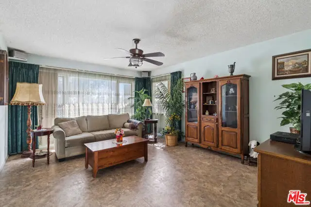 6123 Carson Street, Lakewood, CA 90713 - #3