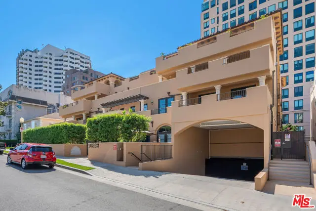 10523 Ashton Avenue #301, Los Angeles, CA 90024 - #3