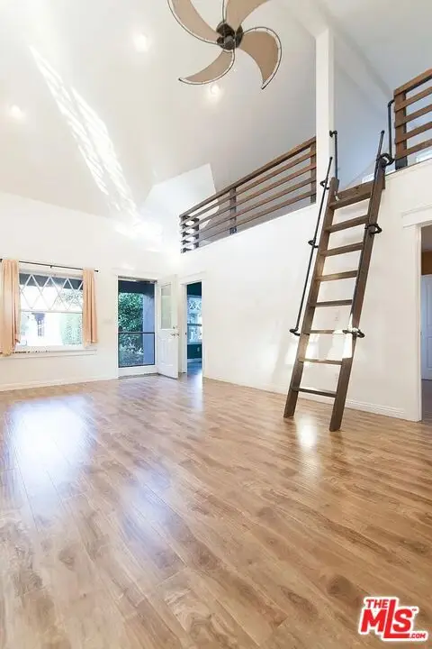 1614 Grafton Street, Los Angeles, CA 90026 - #2