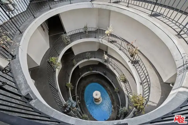 2260 N Cahuenga Boulevard #502, Los Angeles, CA 90068 - #2