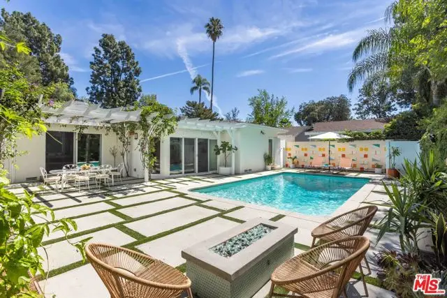 5719 Rhodes Avenue, Valley Village, CA 91607 - #1