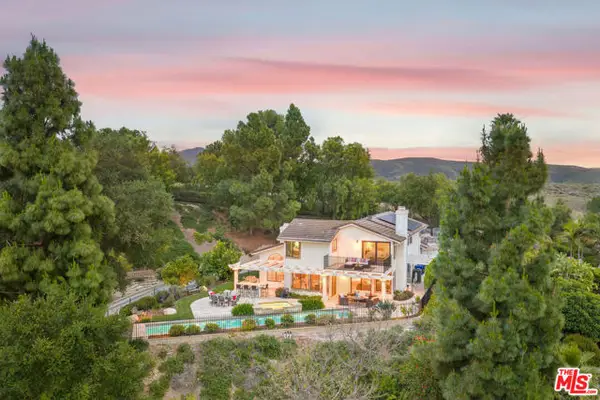 2736 Whitechapel Place, Thousand Oaks, CA 91362