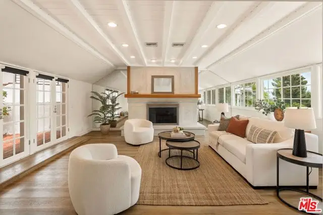 4115 Knobhill Drive, Sherman Oaks, CA 91403 - #1