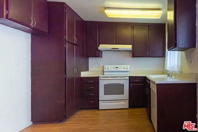 719 N Eucalyptus Avenue #6A, Inglewood, CA 90302 - #3