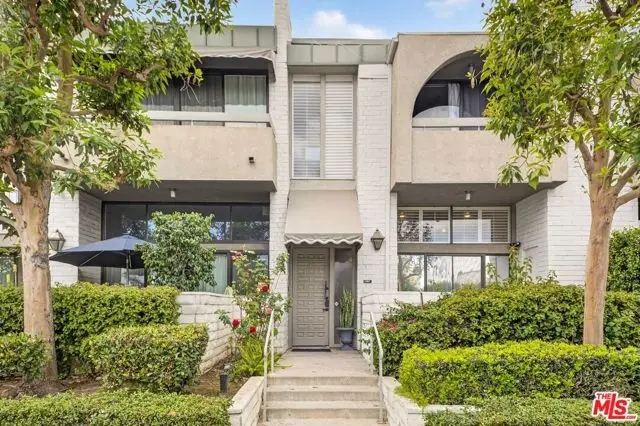 5305 White Oak Avenue #F, Encino, CA 91316 - #2