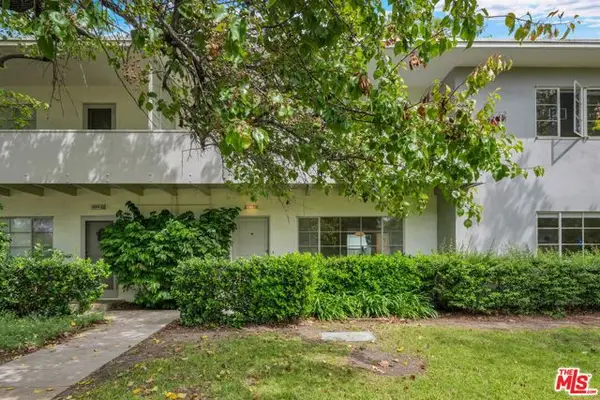 5506 Village Green, Los Angeles, CA 90016