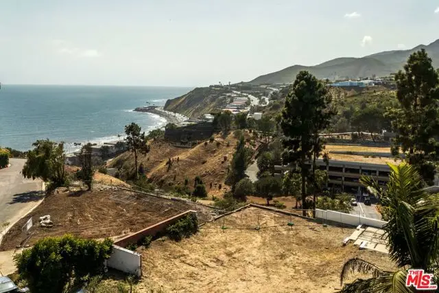 17941 Tramonto Drive, Pacific Palisades, CA 90272 - #2