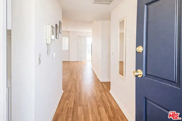 9014 Burnet Avenue #208, San Fernando Valley, CA 91343 - #3