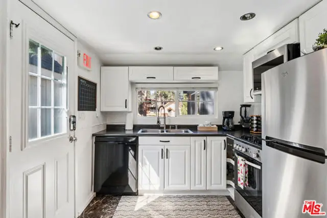 565 Lakewood Lane, Big Bear Lake, CA 92315 - #3