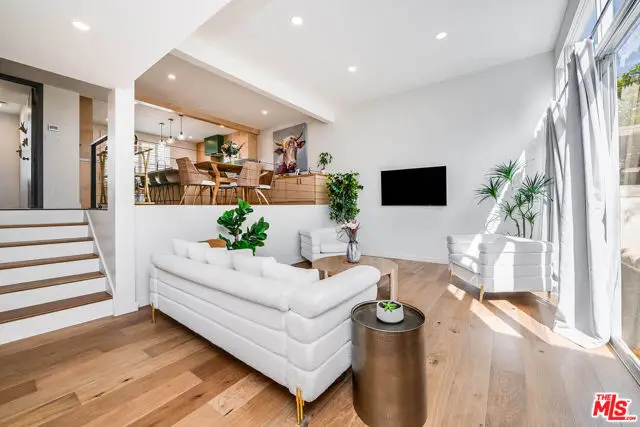 4364 W Kling Street, Burbank, CA 91505 - #1