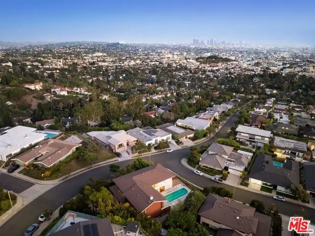 2267 Winona Boulevard, Los Angeles, CA 90027 - #2