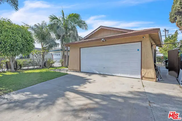 229 E 75th Street, Los Angeles, CA 90003 - #2