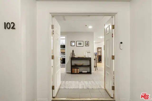 12011 Goshen Avenue #102, Los Angeles, CA 90049 - #2
