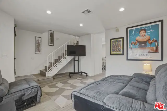 907 N Inglewood Avenue #1, Inglewood, CA 90302 - #2