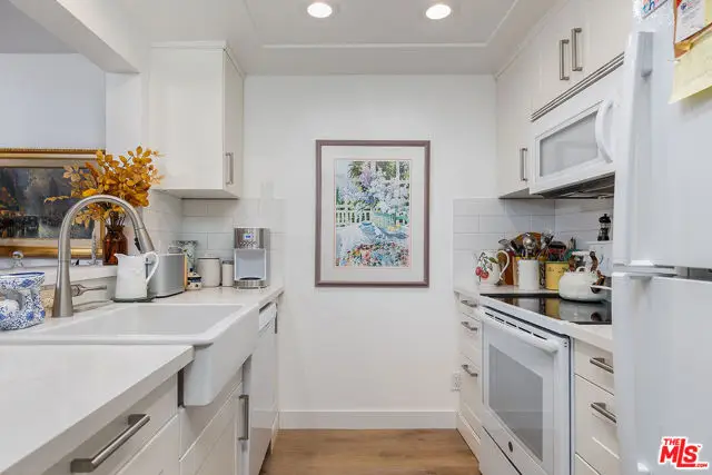 501 Palisades Drive #106, Pacific Palisades, CA 90272 - #2