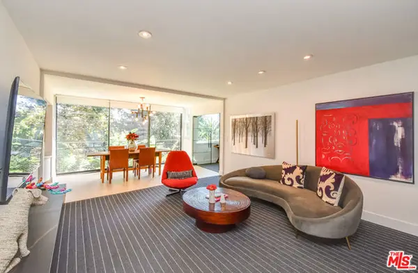 289 S Barrington Avenue #A211, Los Angeles, CA 90049