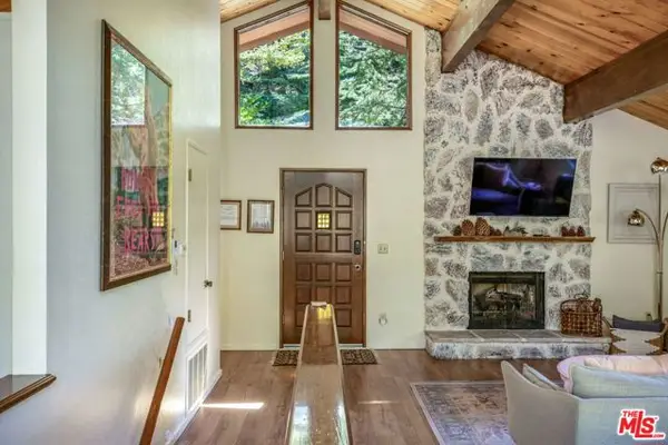 2378 Rim Of The World Drive, Running Springs, CA 92382