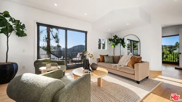 2591 Leicester Drive, Los Angeles, CA 90046 - #3