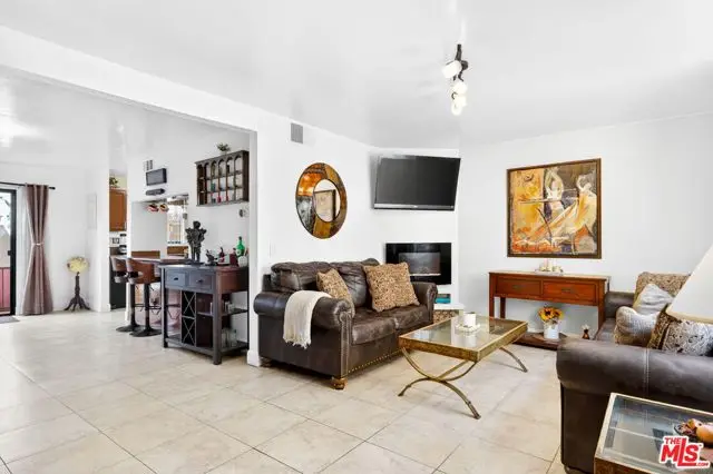 10817 Whipple Street #6, North Hollywood, CA 91602 - #3