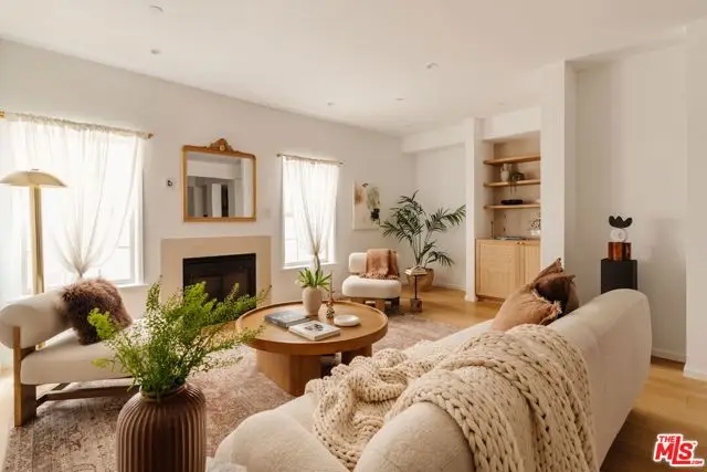 423 Arnaz Drive #203, Los Angeles, CA 90048 - #1
