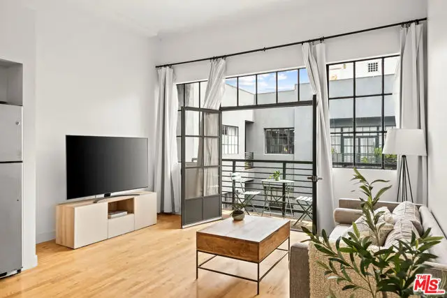 420 S San Pedro Street #628, Los Angeles, CA 90013 - #2