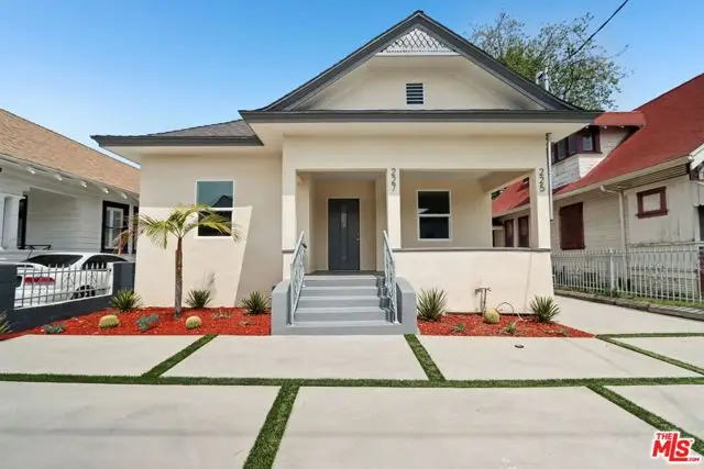 227 W 41st Street, Los Angeles, CA 90037 - #1