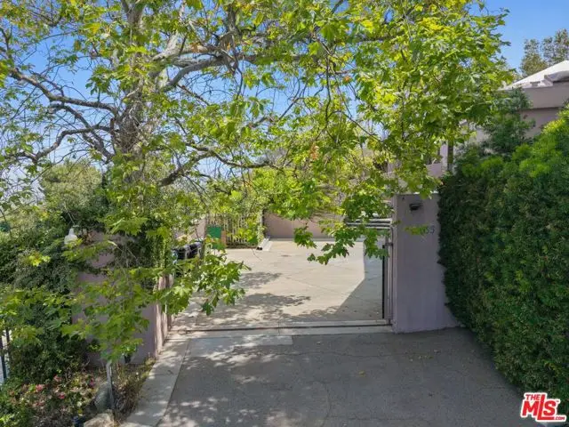 13335 Mulholland Drive, Beverly Hills, CA 90210 - #3