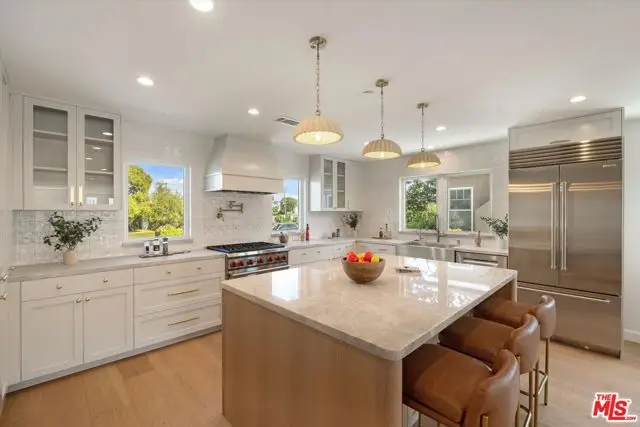 8127 Vicksburg Avenue, Los Angeles, CA 90045 - #1