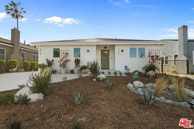 8127 Vicksburg Avenue, Los Angeles, CA 90045 - #3