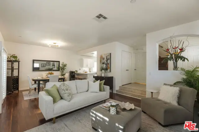 15721 Cobalt Street #102, San Fernando Valley, CA 91342 - #1