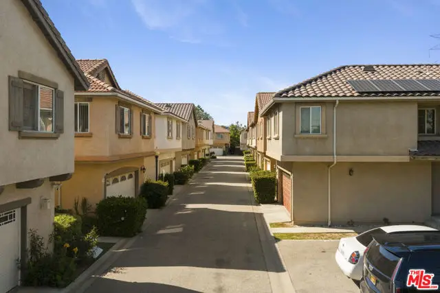 15721 Cobalt Street #102, San Fernando Valley, CA 91342 - #2