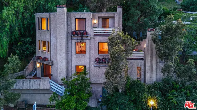 2011 W Silver Lake Drive, Los Angeles, CA 90039 - #2