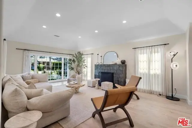 177 S Gardner Street, Los Angeles, CA 90036 - #3