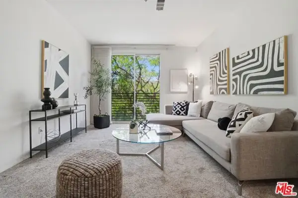 6400 Crescent Parkway #301, Los Angeles, CA 90094